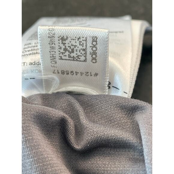 ADIDAS Gray running shorts XL  3" ladies - Picture 11 of 11